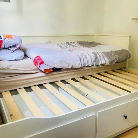 Appartamento Private Studio 20 Minutes From Paris *