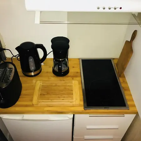 Private Studio 20 Minutes From Paris Appartamento *