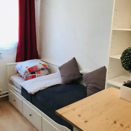 Private Studio 20 Minutes From Paris Appartamento Marly-le-Roi