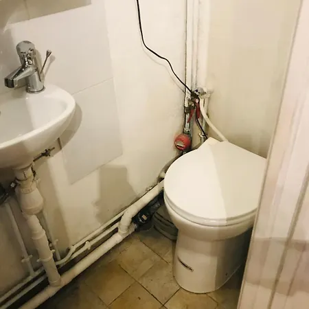 Appartamento Private Studio 20 Minutes From Paris *